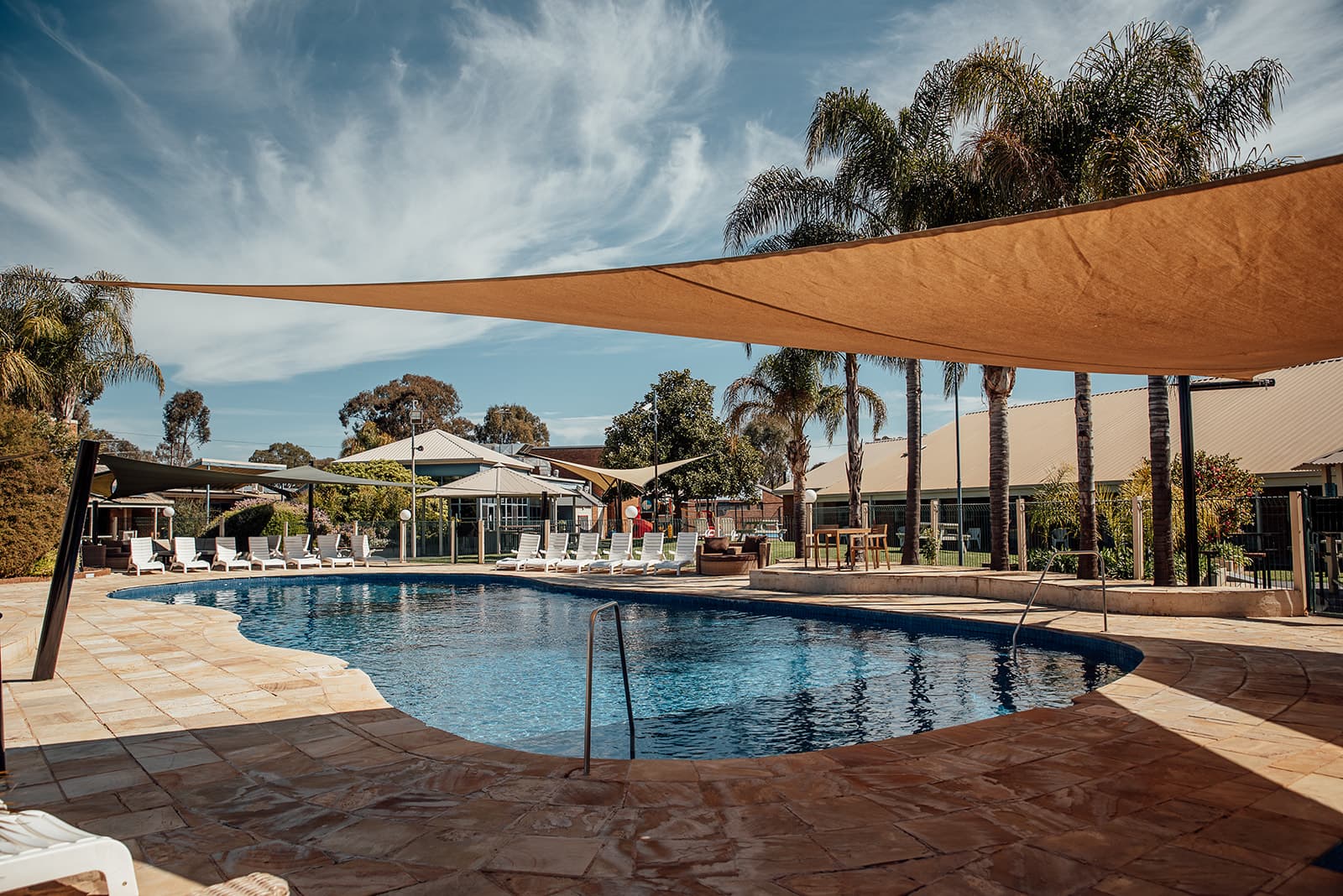 Outdoor Pools & Spa